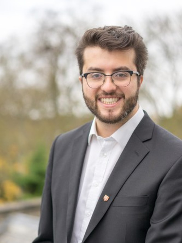  Juan Canavera Herrera